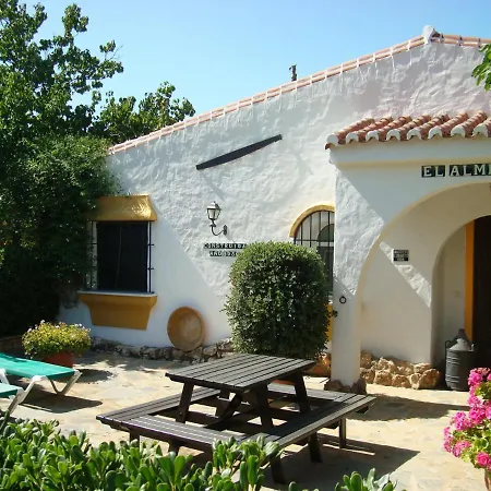 Holiday home Tu Rural Almendro 3 Piscina Privada *