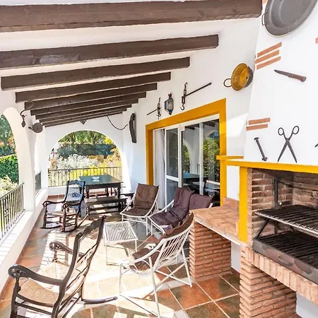 Holiday home Tu Rural Almendro 3 Piscina Privada *