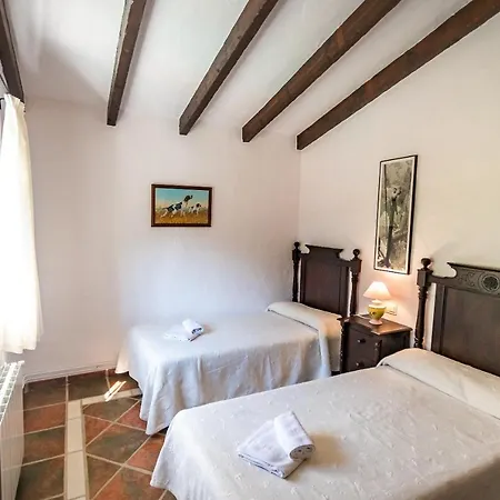 Tu Rural Almendro 3 Piscina Privada Holiday home